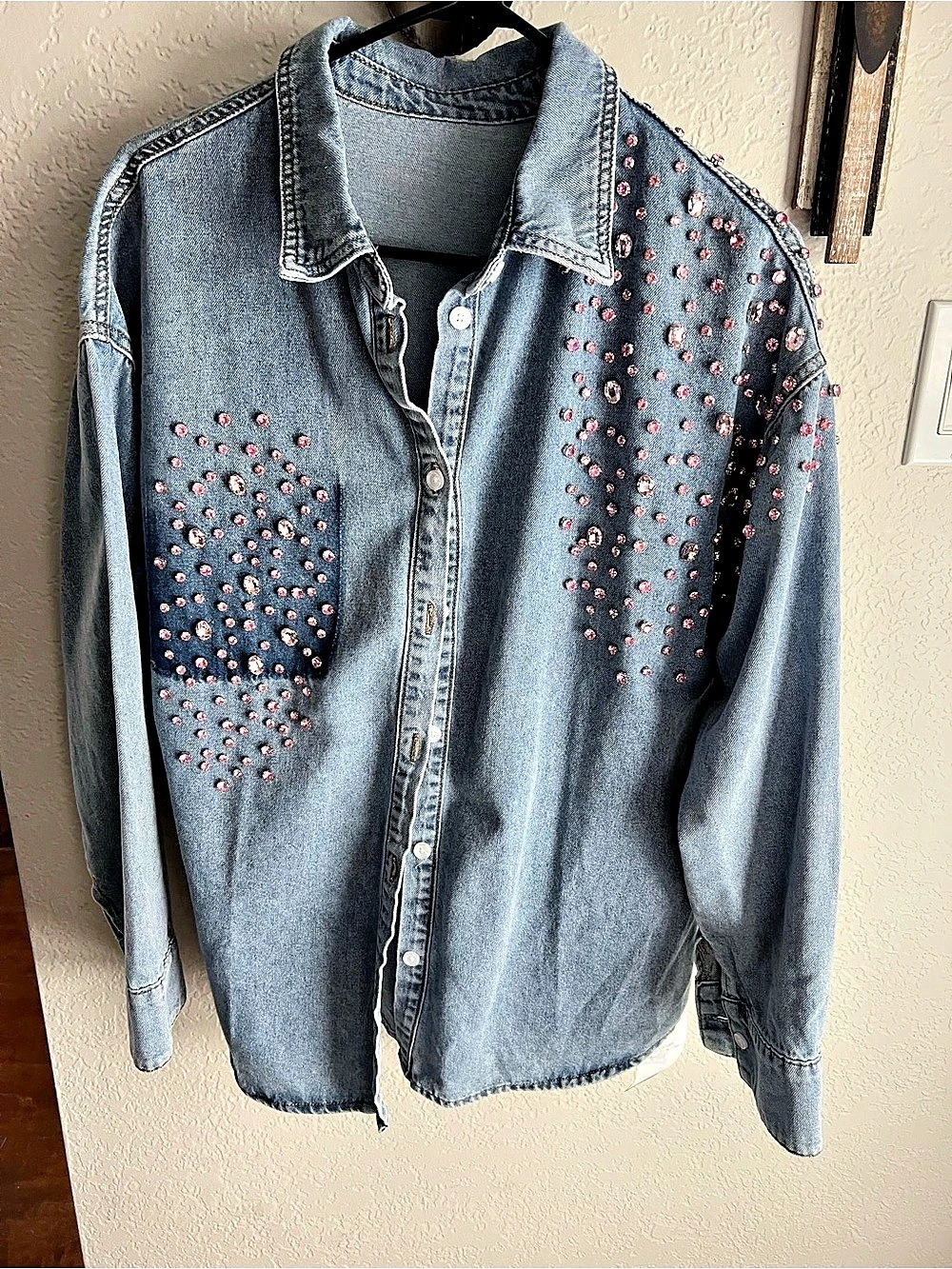 Embellished Denim-Style Shirt in Blue & Pink Size Large NWT